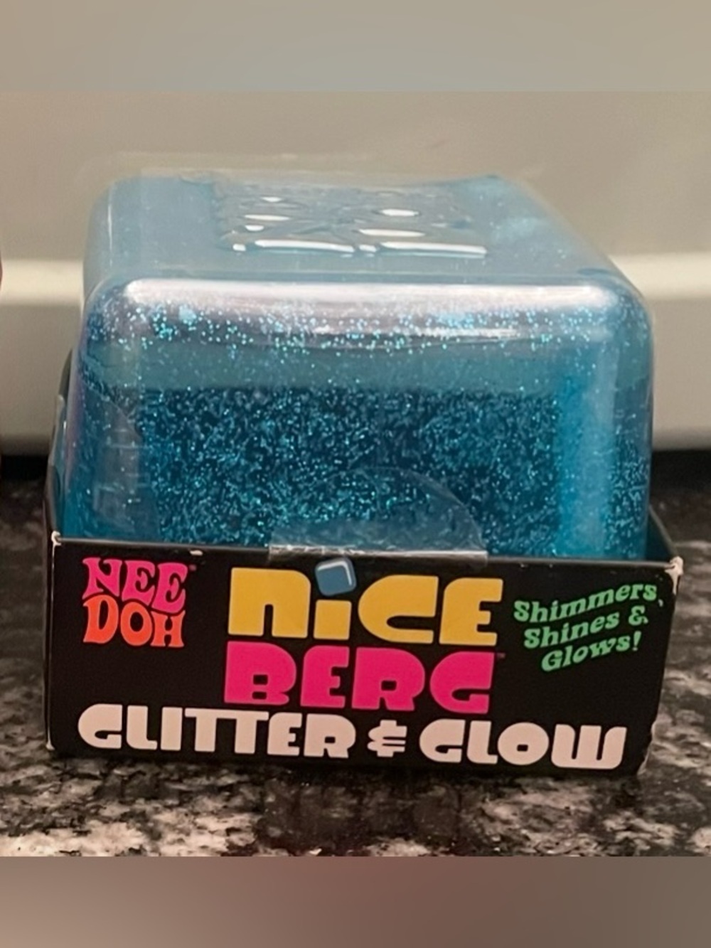 NeeDoh Nice Berg Glitter & Glow